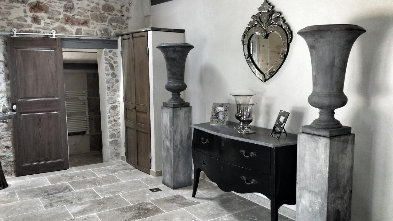 Le Domaine Saint Martin Bed and Breakfast Flassans-sur-Issole Εξωτερικό φωτογραφία