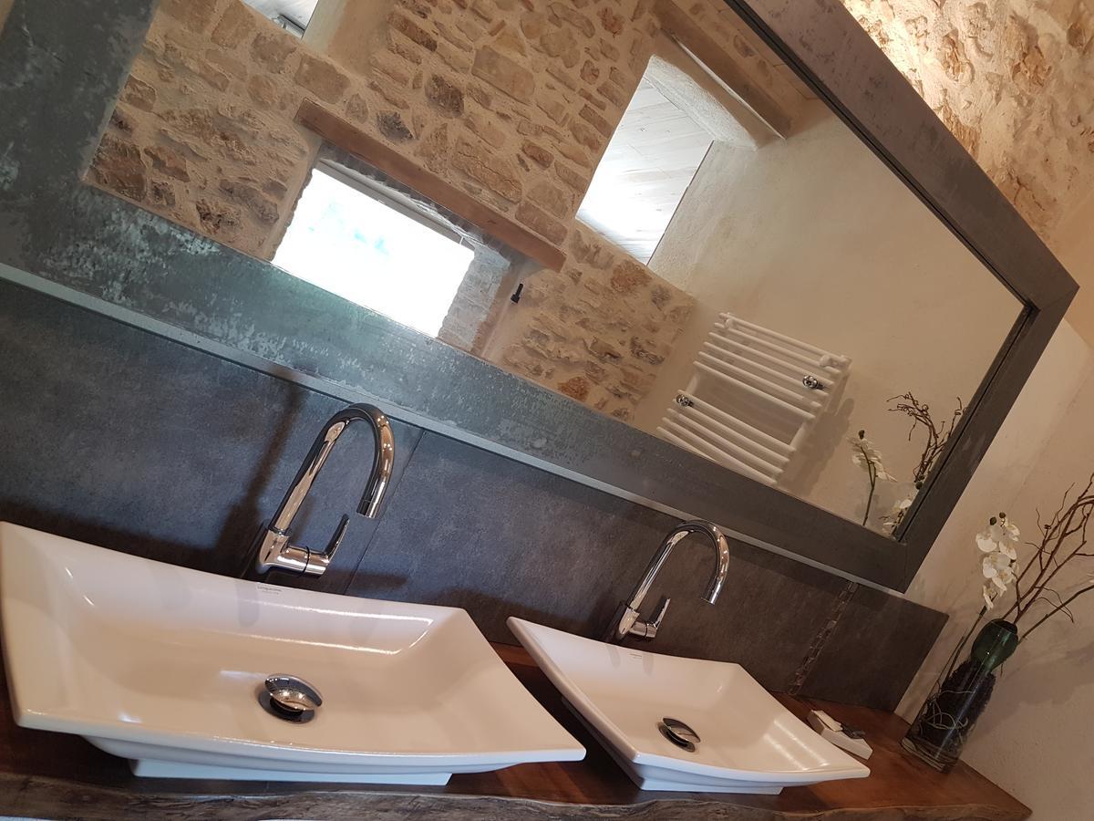Le Domaine Saint Martin Bed and Breakfast Flassans-sur-Issole Εξωτερικό φωτογραφία