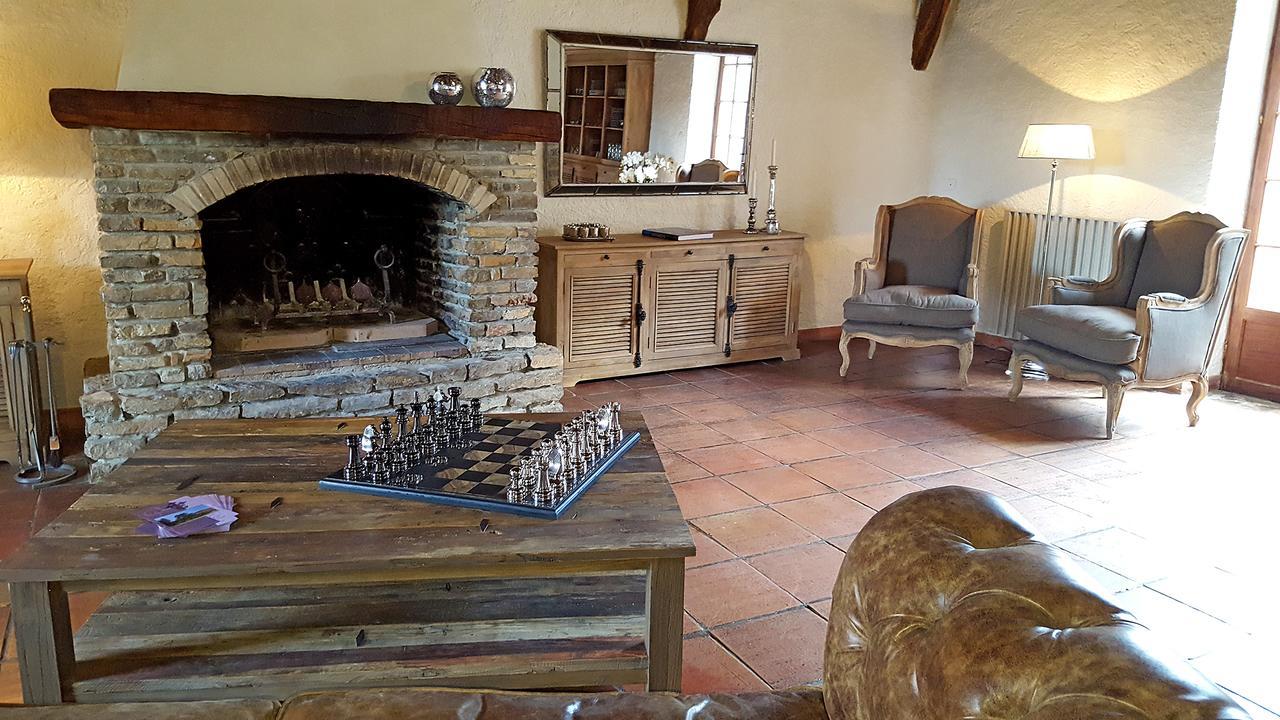 Le Domaine Saint Martin Bed and Breakfast Flassans-sur-Issole Εξωτερικό φωτογραφία