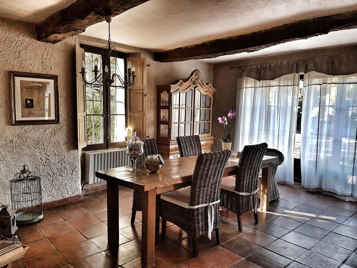 Le Domaine Saint Martin Bed and Breakfast Flassans-sur-Issole Εξωτερικό φωτογραφία